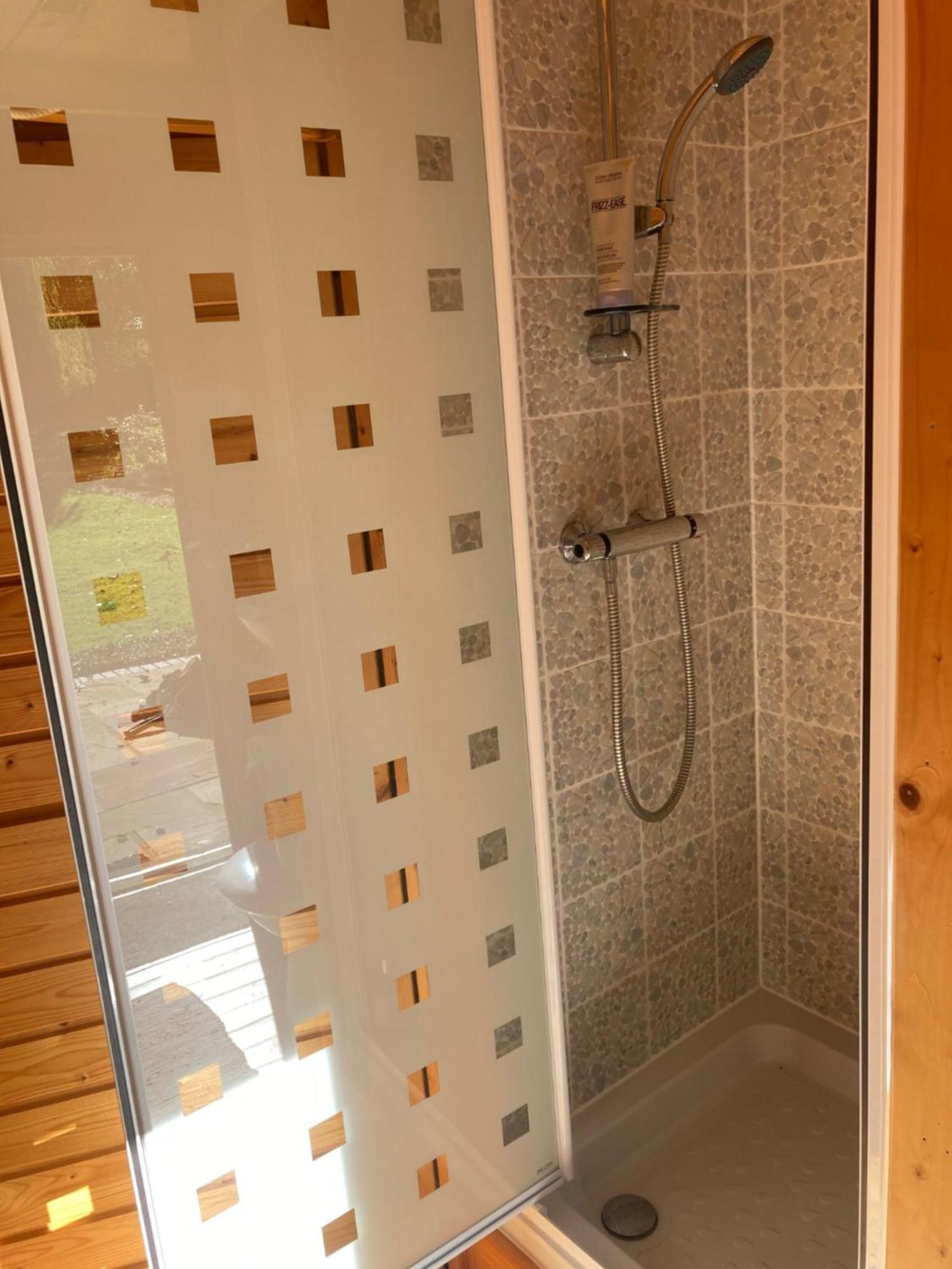 Exclusive 2 Bedroom Apartment With Summer House And Hot Tub Daventry Ngoại thất bức ảnh